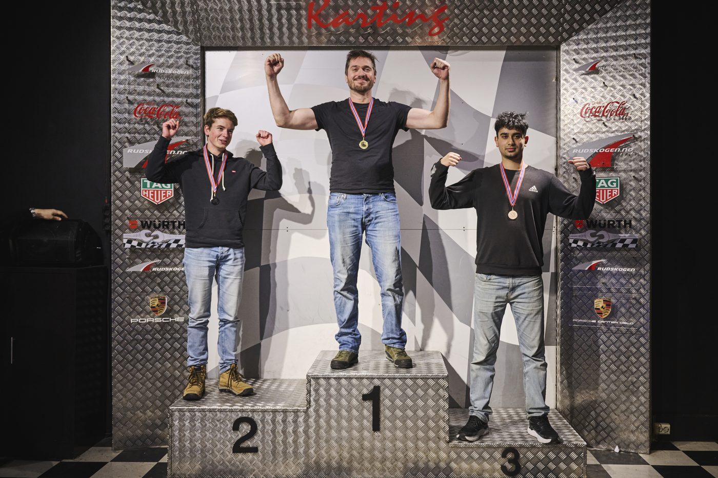 Premieseremoni på pallen hos Harald Huysman Karting